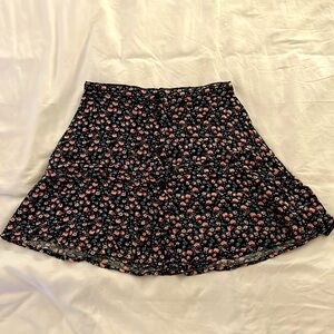H&M black and pink floral button-front skirt, size 2/xxs